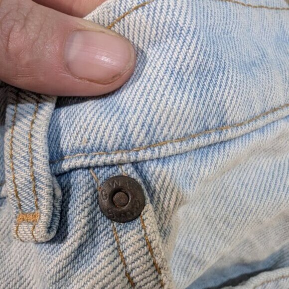 Vintage GWG Light Wash Scrubbies Creased Front High Rise Jeans Size 34x30 - Picture 13 of 16